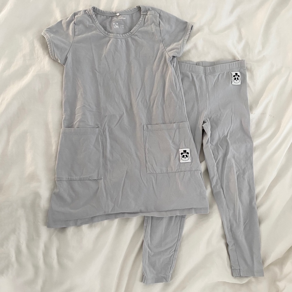 Mini Rodini Basic Dress and Pants *FLAW*